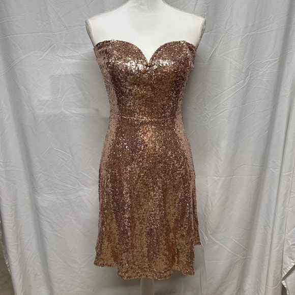 Charlotte Russe Dresses & Skirts - New Charlotte Russe Strapless Sequin Dress
